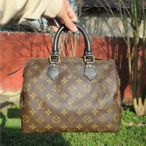Vintage Louis Vuitton Speedy 25